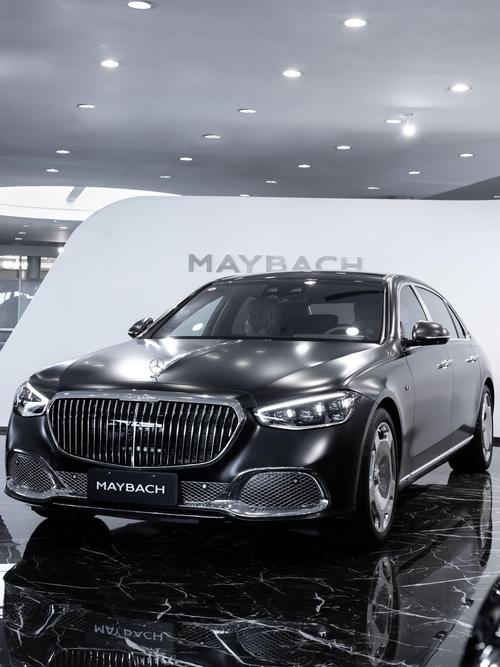 成都178岚图汽车的售后服务让用户无忧出行，迈巴赫未来的豪华车趋势